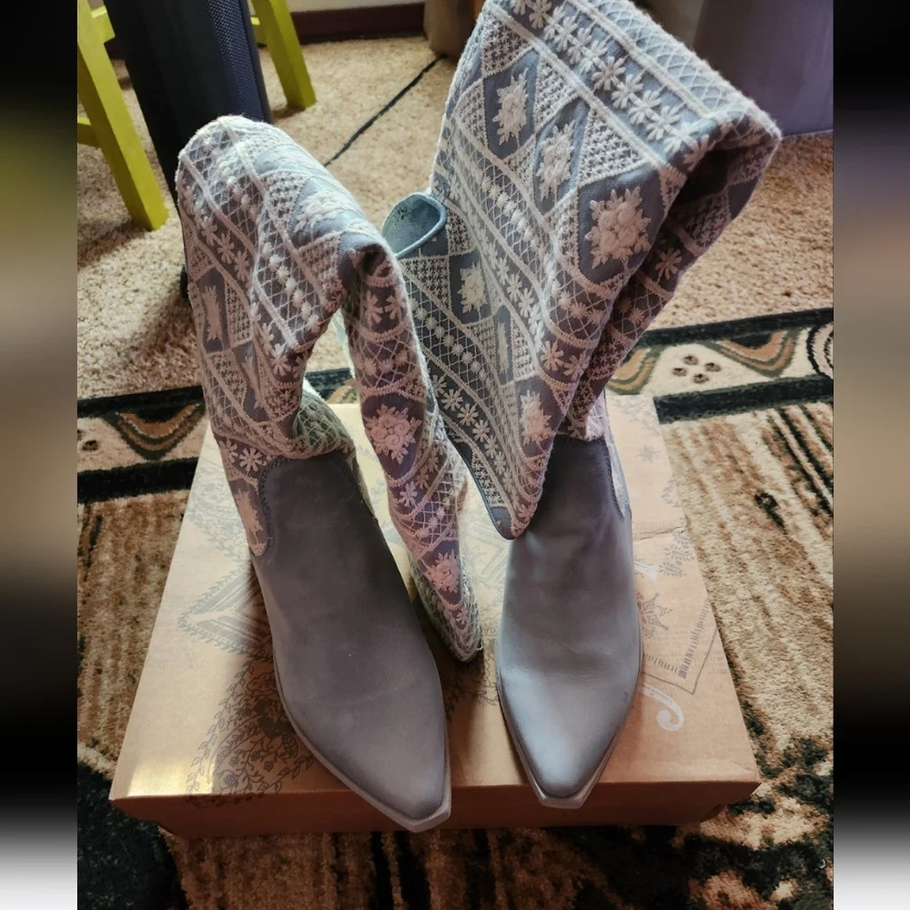 Free people boots - Picture 7 of 8